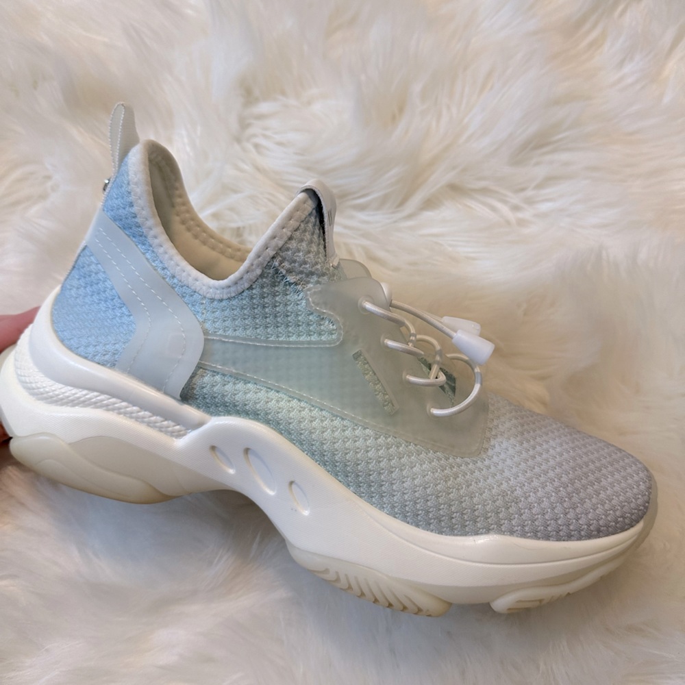 Steve Madden blue platform sneakers